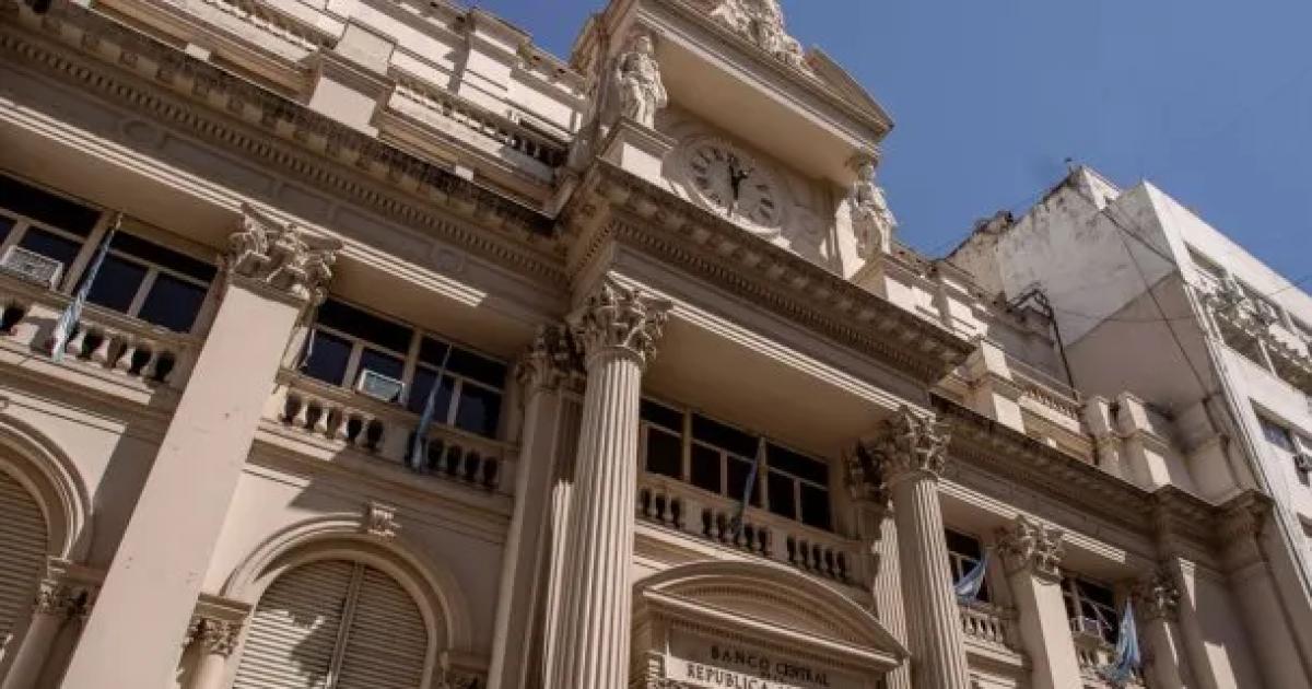 El Banco Central aceleroacute la baja de tasas y las llevoacute al 25-en-porciento- tras el anuncio del Tesoro de Estados Unidos