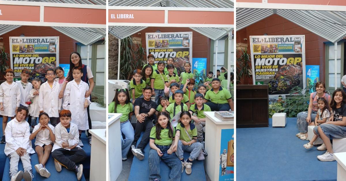 Fotos en el stand de EL LIBERAL en el CCB (Foto- EL LIBERAL)