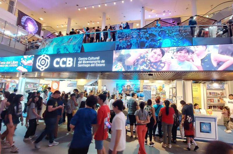 ATRACCIONES En diferentes espacios habr� talleres entretenimientos para los m�s chicos y espect�culos