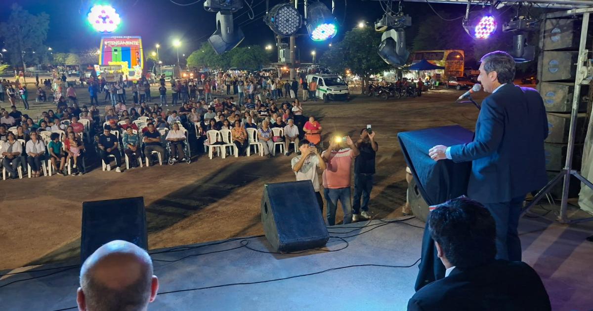 Silva Neder- El gobierno seguiraacute construyendo con unidad y trabajo un futuro de mayor desarrollo para todos los santiaguentildeos