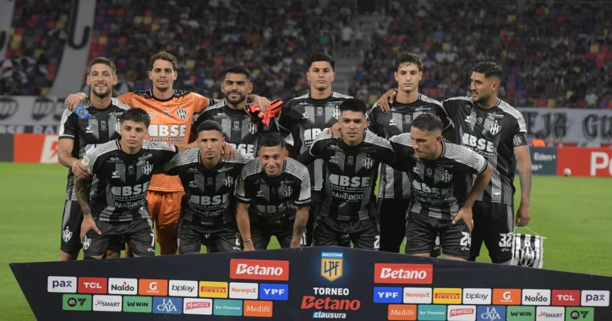 Central Coacuterdoba perdioacute un partido clave ante Tigre