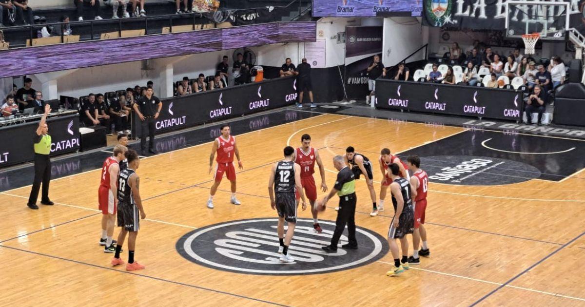 Oliacutempico peleoacute hasta el final pero cayoacute ante Instituto en el Vicente Rosales