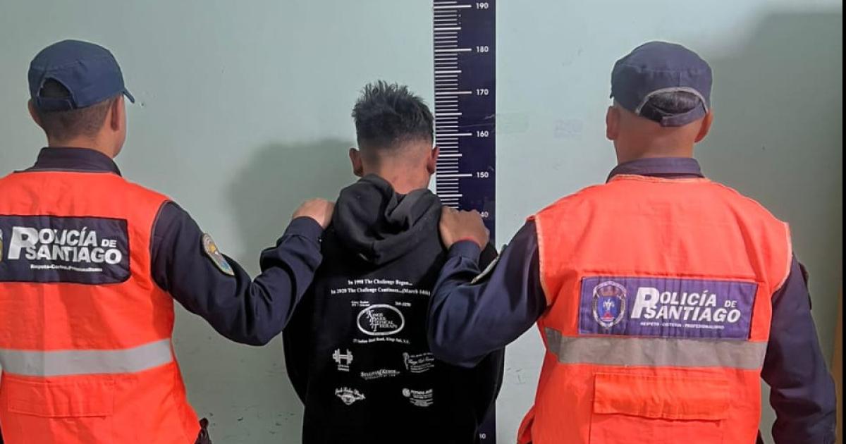 Ambulante atacoacute a su madre y hermana e incendioacute su habitacioacuten