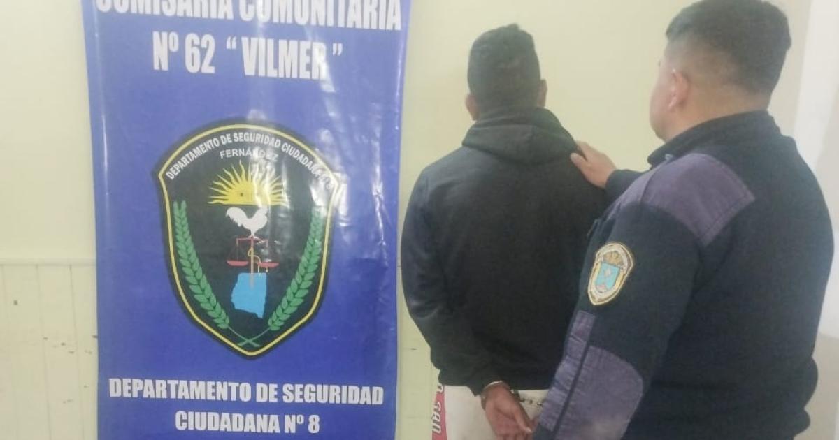 Un hombre fue detenido tras atacar una garita policial