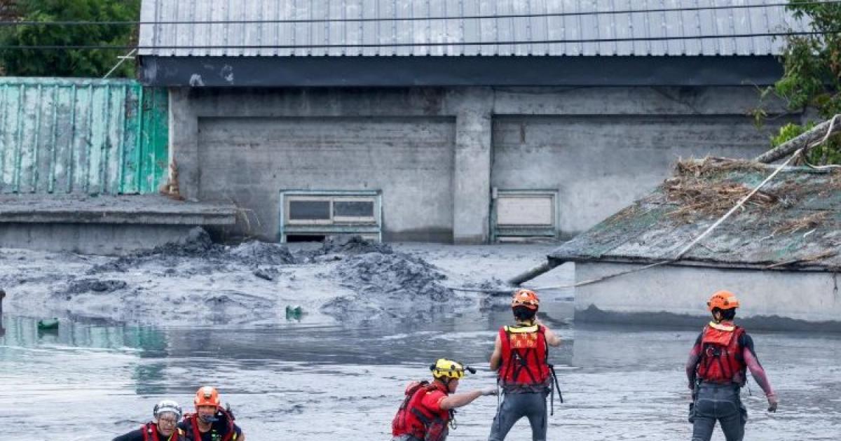 El papa Leoacuten XIV rezoacute por las viacutectimas del tifoacuten Ragasa