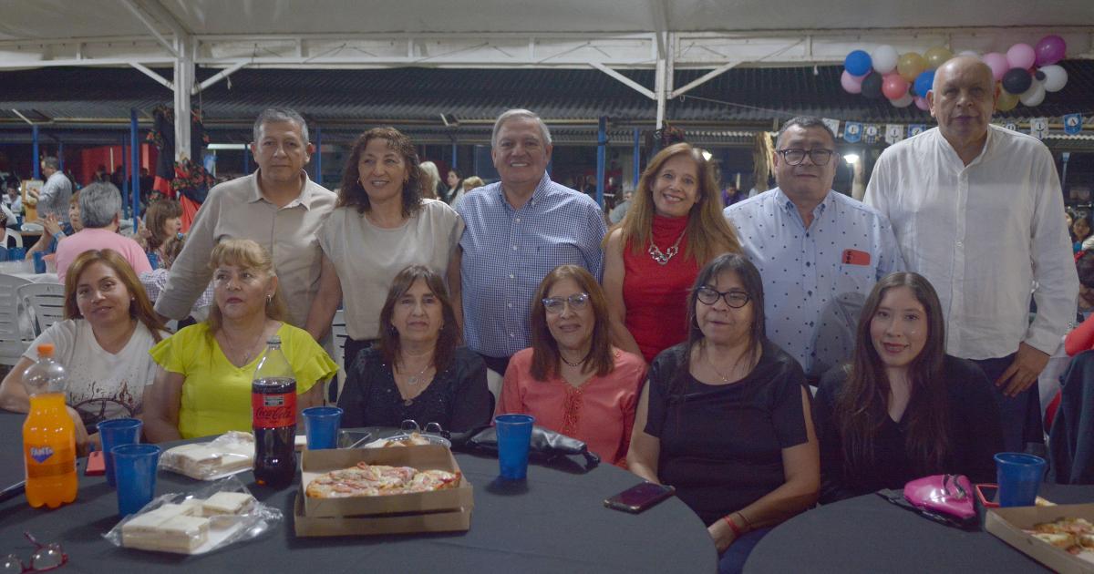 EMPLEADOS DE COMERCIO DE FESTEJO