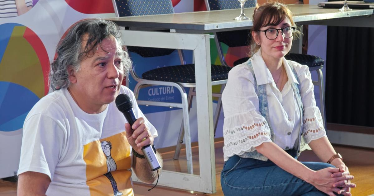 Con gran concurrencia se realizoacute la Masterclass de Ciro Novelli en la 15ordf Feria del Libro de Santiago del Estero