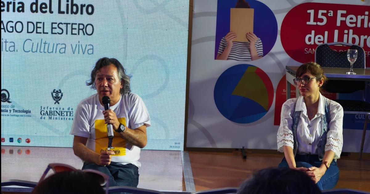 Con gran concurrencia se realizoacute la Masterclass de Ciro Novelli en la 15ordf Feria del Libro de Santiago del Estero