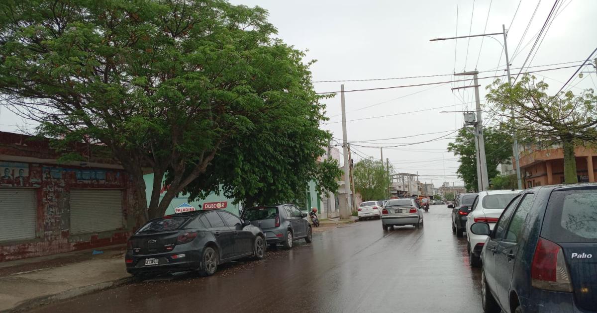 Una hermosa llovizna sorprendioacute a los vecinos de Las Termas de Riacuteo Hondo