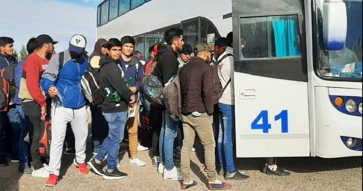 Se organizan charlas para abordar la temtica La primera ser hoy