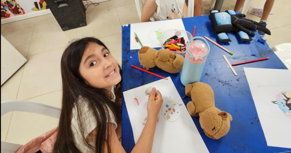 Convocan a los nintildeos a sumarse al Taller de Arte Abstracto en el CCB