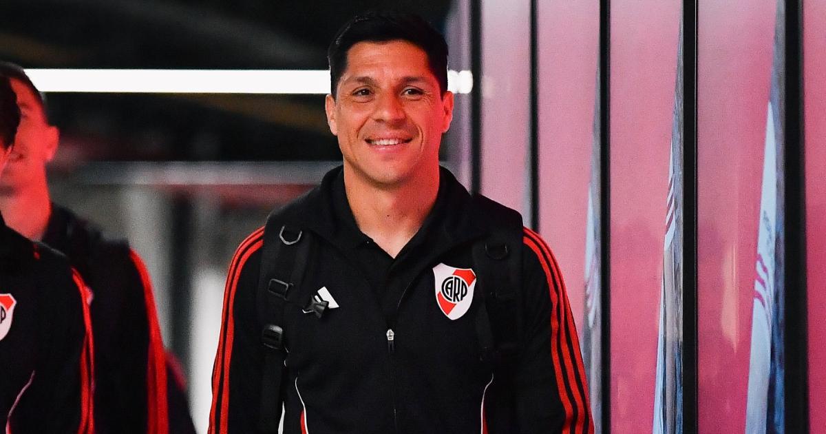 Sin Enzo Peacuterez para jugar ante la Acadeacute