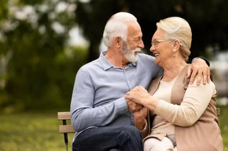 La vejez no es una enfermedad debemos tratar de llegar a viejos lo maacutes joacutevenes posible