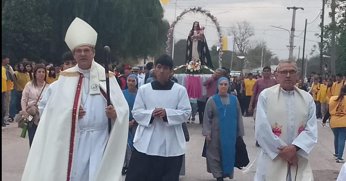 Mons Corral dio gracias por nuevo aniversario de la Dioacutecesis de Antildeatuya