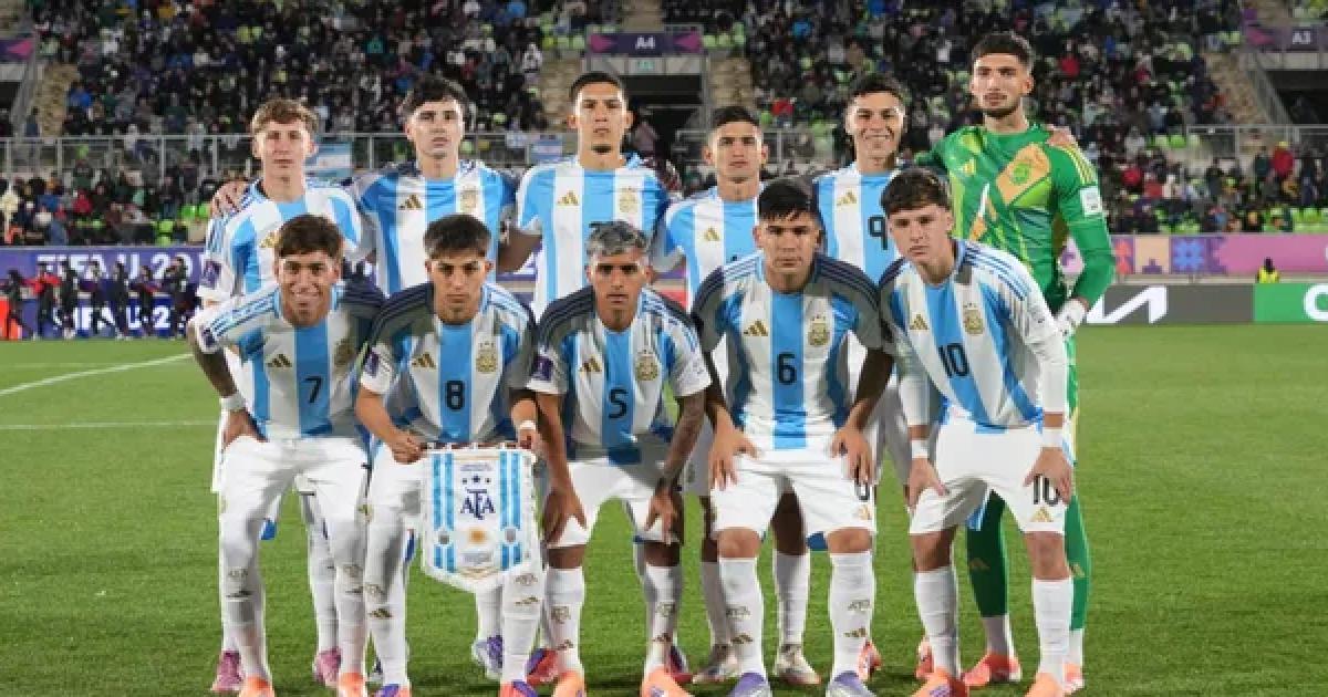 Con Maher Carrizo Argentina goleoacute a Australia y paso a Octavos