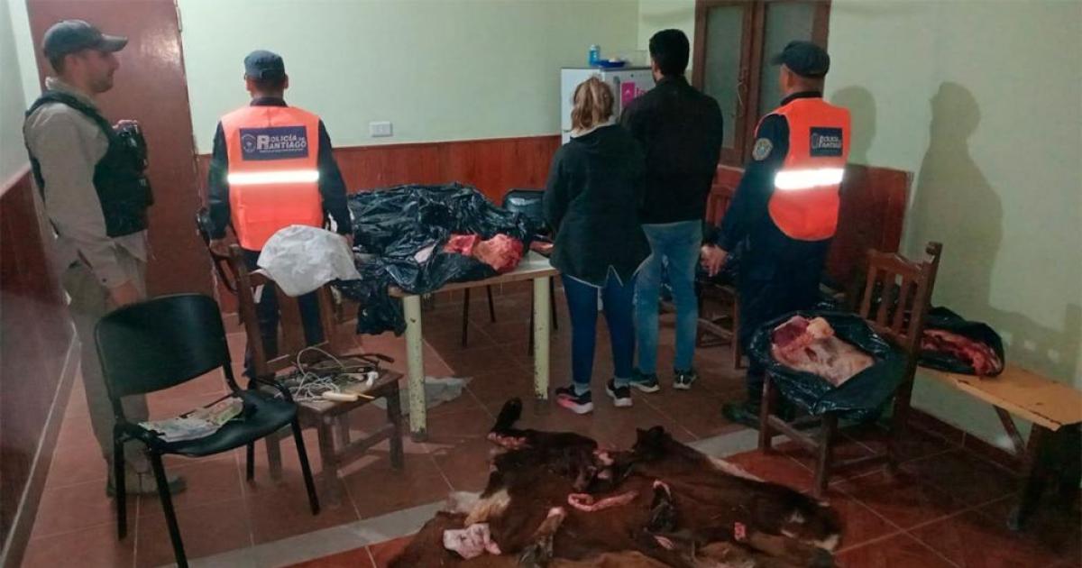 SECUESTROS Personal policial junto a los secuestros