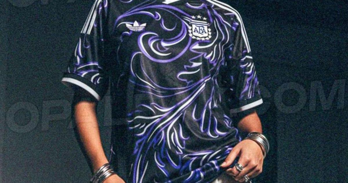 La poleacutemica camiseta que usariacutea la Seleccioacuten argentina en el Mundial 2026
