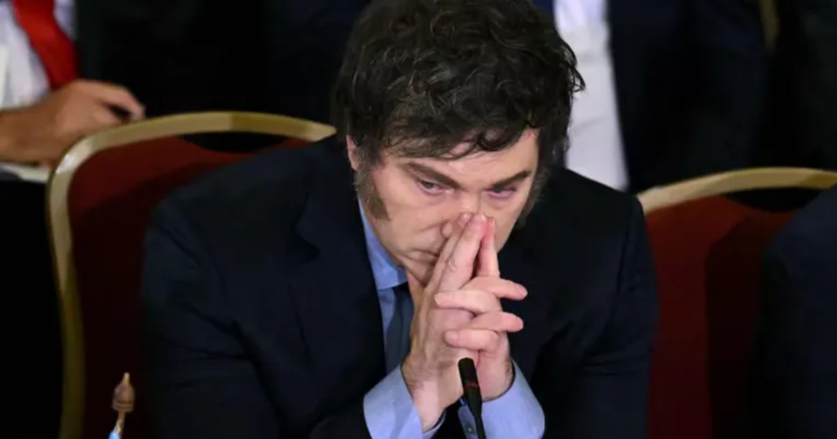 Se desploma la imagen de Javier Milei y alcanza su octavo mes consecutivo