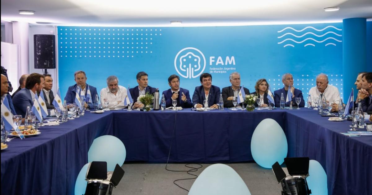 Norma Fuentes participoacute de la asamblea de la Federacioacuten Argentina de Municipio