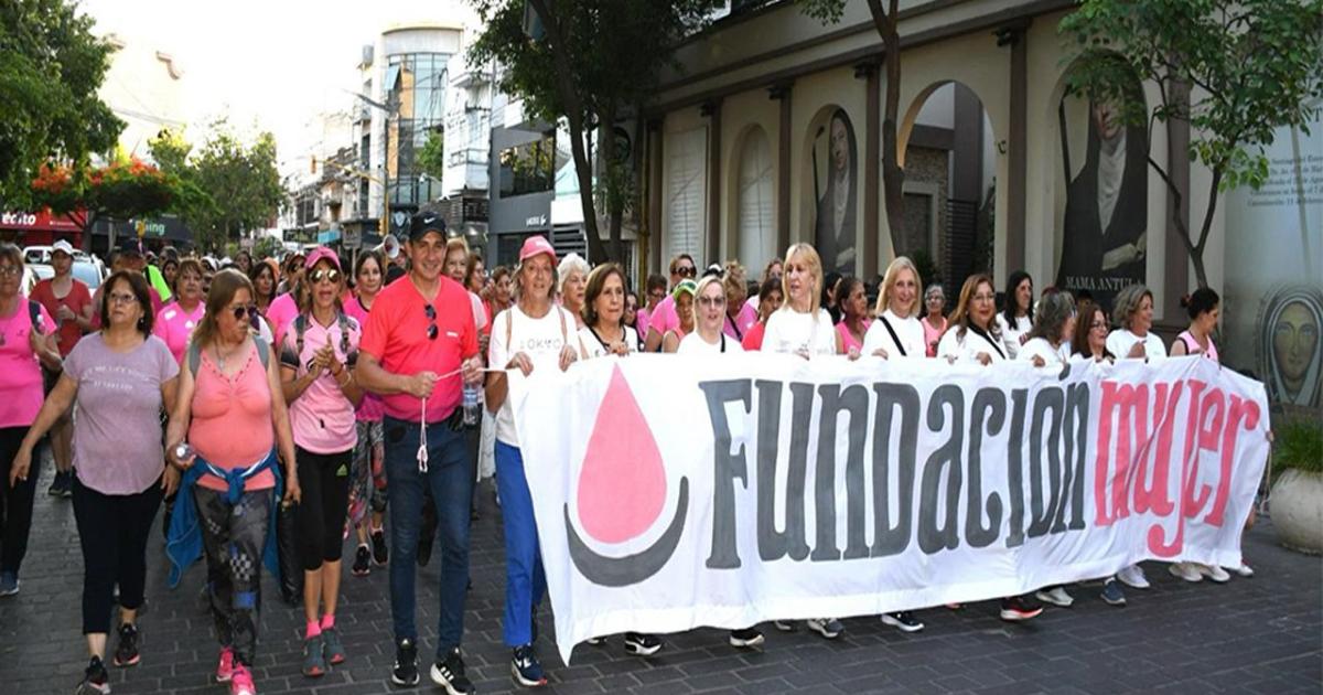 Caacutencer de mama- Si las mujeres se hacen controles perioacutedicos se pueden salvar vidas