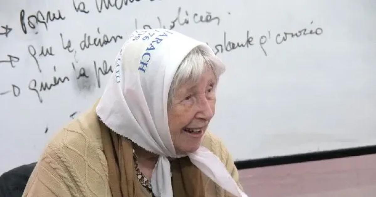 Luto- murioacute Vera Jarach Madre de Plaza de Mayo de la Liacutenea Fundadora