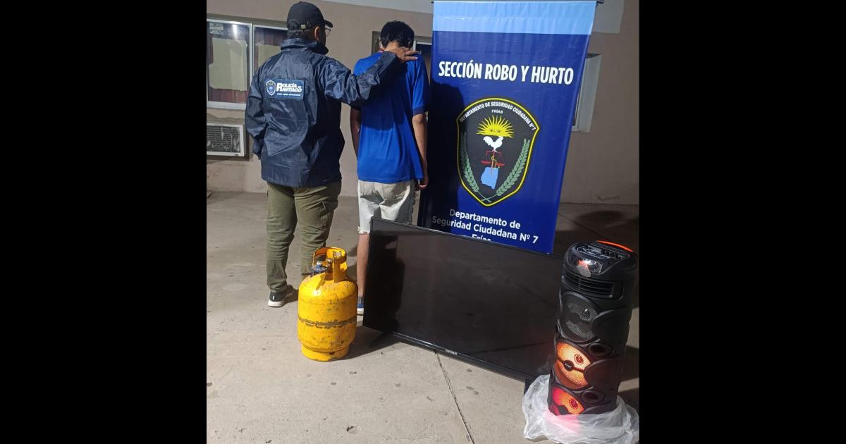 Cayoacute El Chino Rojas en Friacuteas- le secuestraron un televisor una garrafa y un parlante robados