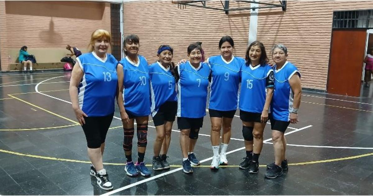 Arranca la Gran Juntada de Amigas en el Club Huracaacuten