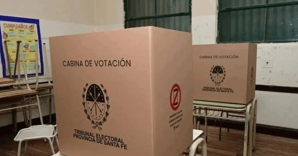 Multaraacuten con 77 mil a los que se saquen fotos con su voto