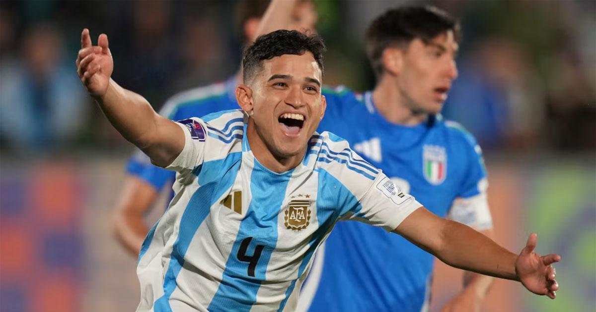 Argentina le ganoacute a Italia y se quedoacute con el primer puesto