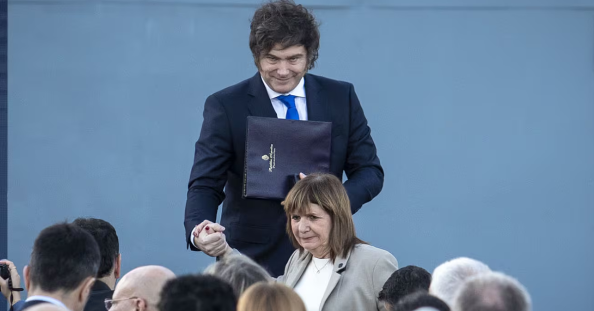 Javier Milei con Patricia Bullrich el jueves en la presentación oficial de la reforma del Código Penal a ltimo momento sumó a Espert al acto (Foto- NA)
