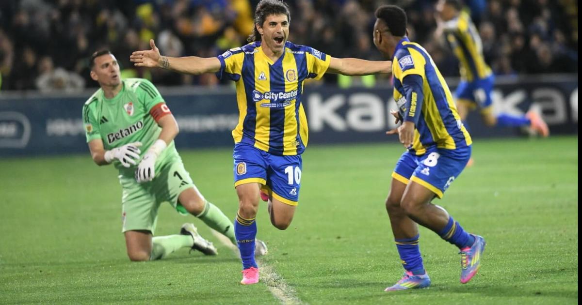 River ganaba 1 a 0 con gol de Borja pero el Canalla lo dio vuelta y festejoacute en casa