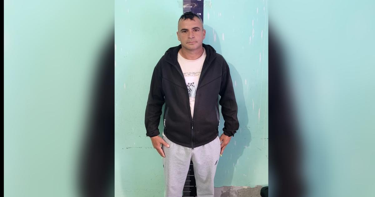 Capturan a un sujeto que apuntó a su expareja con un arma y la amenazó de muerte - Foto- Relaciones Policiales