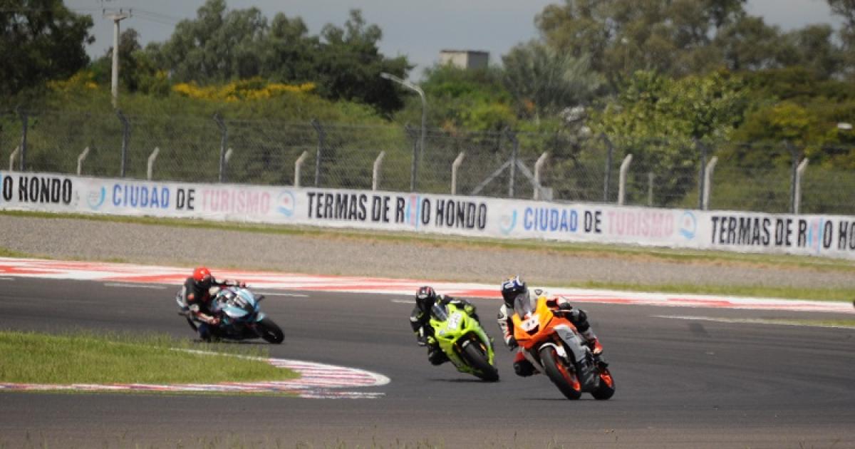 Maacutes de cien motos para el GP3 Chile en Las Termas