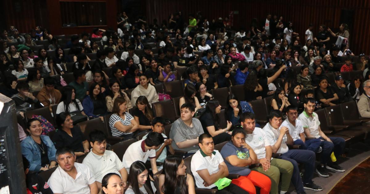 El XXVII Festival Intercolegial de Teatro llegoacute a su fin