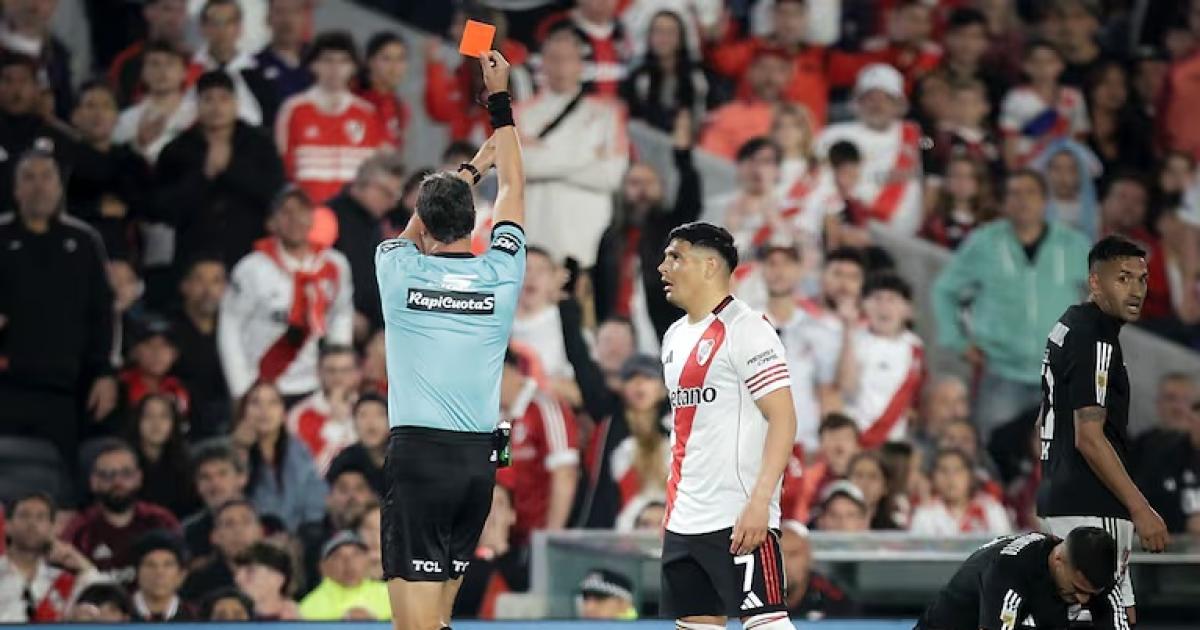 River pediraacute la reduccioacuten de la sancioacuten a Maximiliano Salas