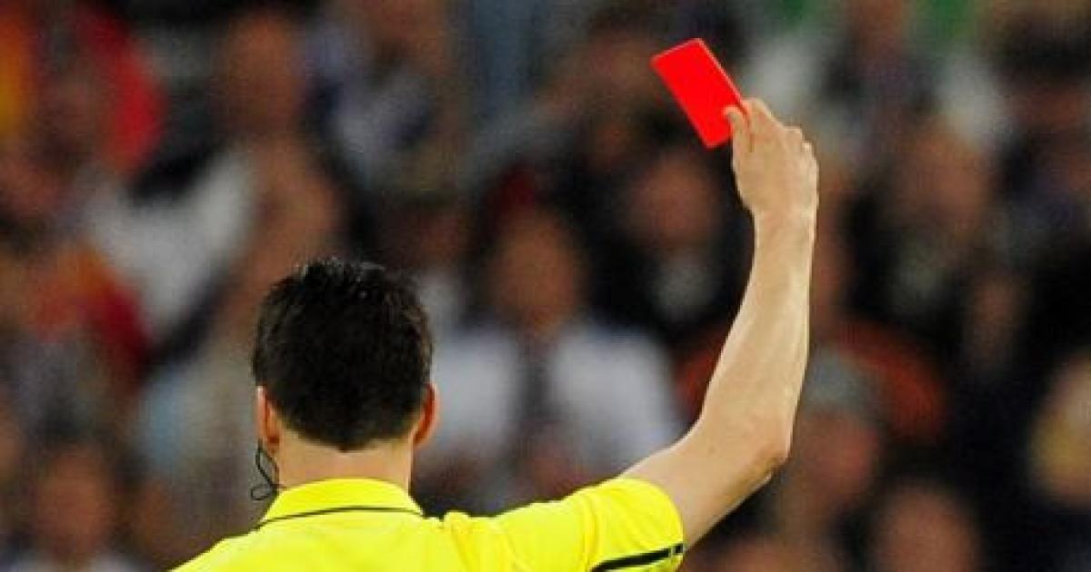 Agredieron a un rbitro en el Polideportivo Provincial- tuvo que ser rescatado por sus colegas - Foto- Ilustración