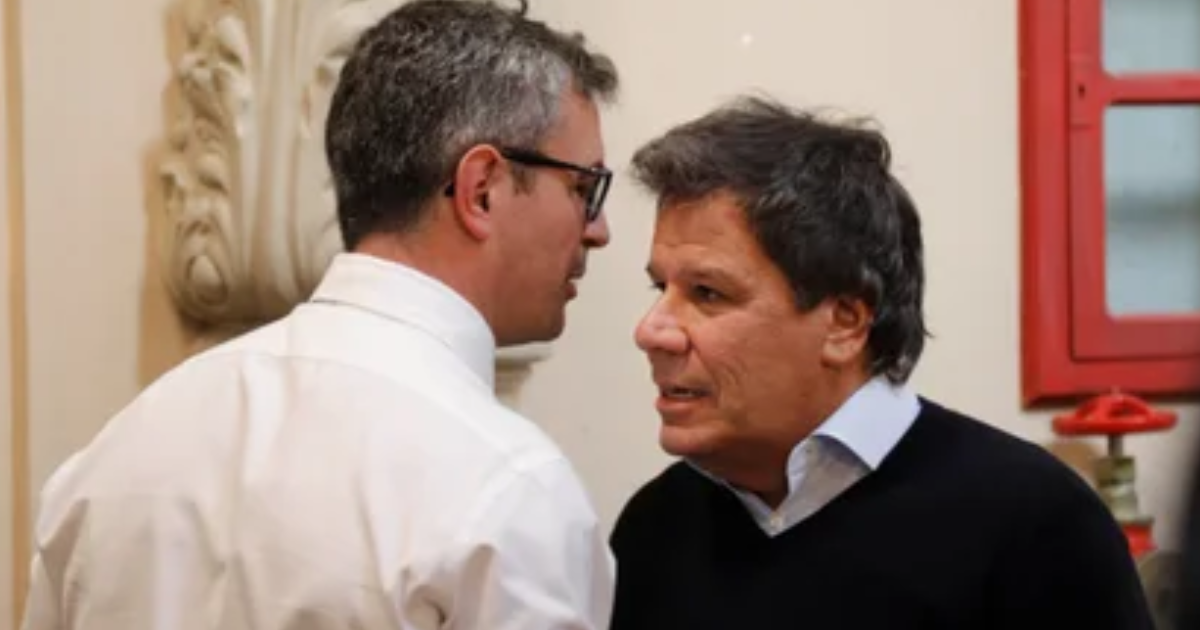 Martín Menem y Facundo Manes en los pasillos de la Cmara de Diputados (Foto- NA)