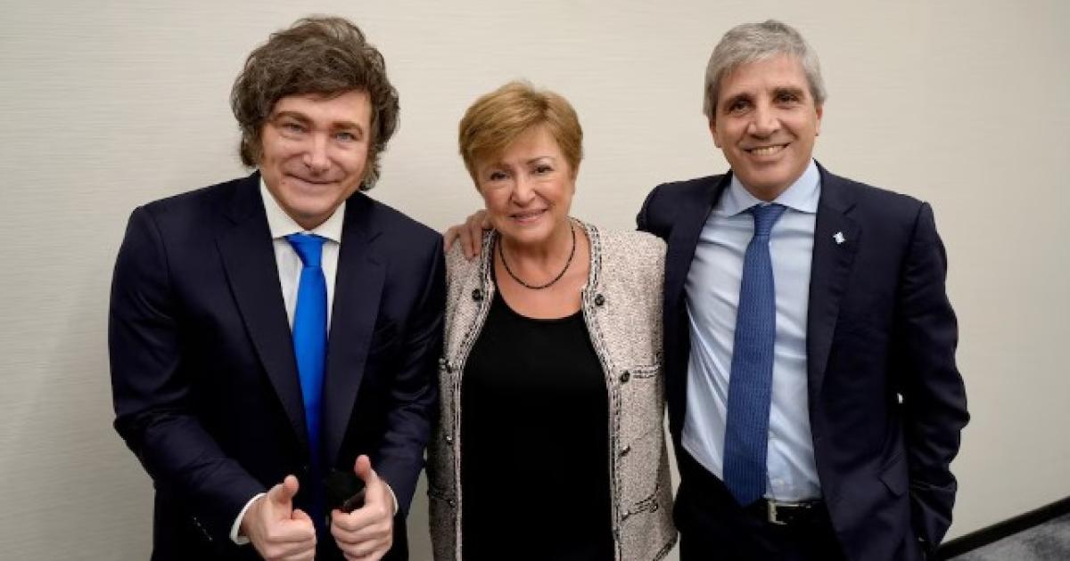 La directora gerente del FMI Kristalina Georgieva participa en gestiones conjuntas con Washington y otros organismos para definir alternativas de auxilio a Argentina