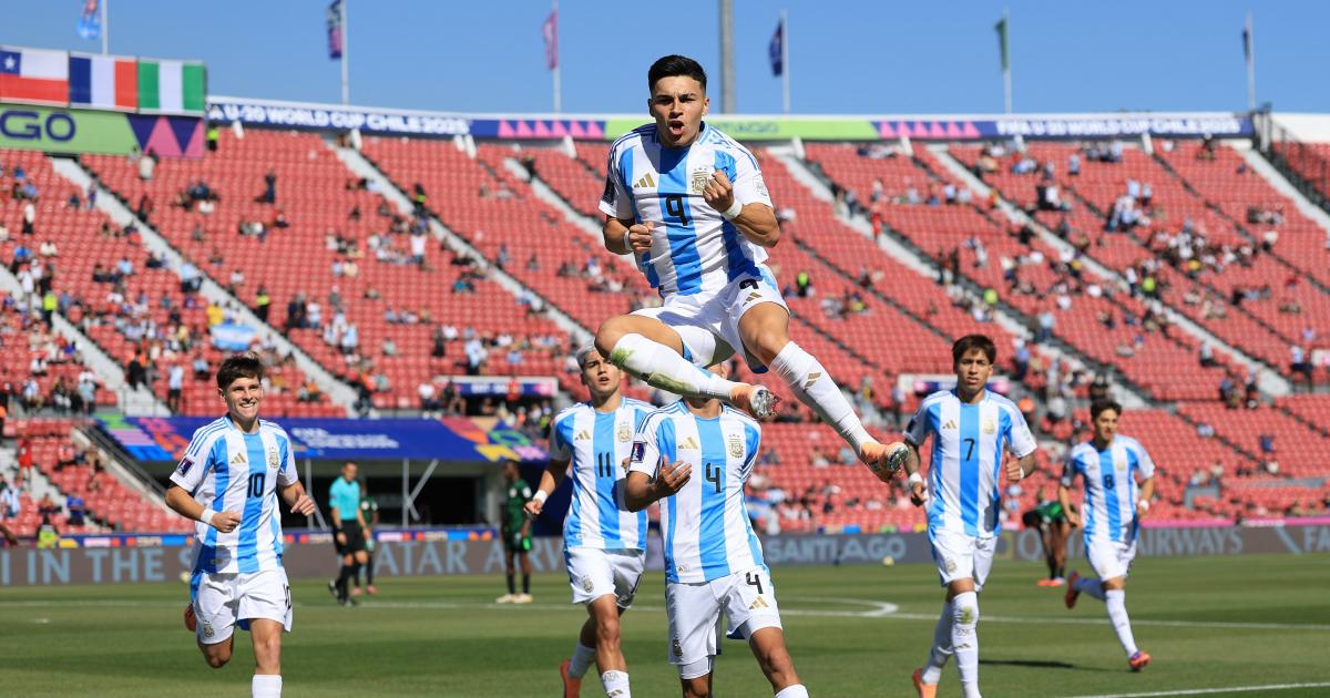 El récord histórico que consiguió Alejo Sarco con la camiseta argentina (foto- X TyC Sports)
