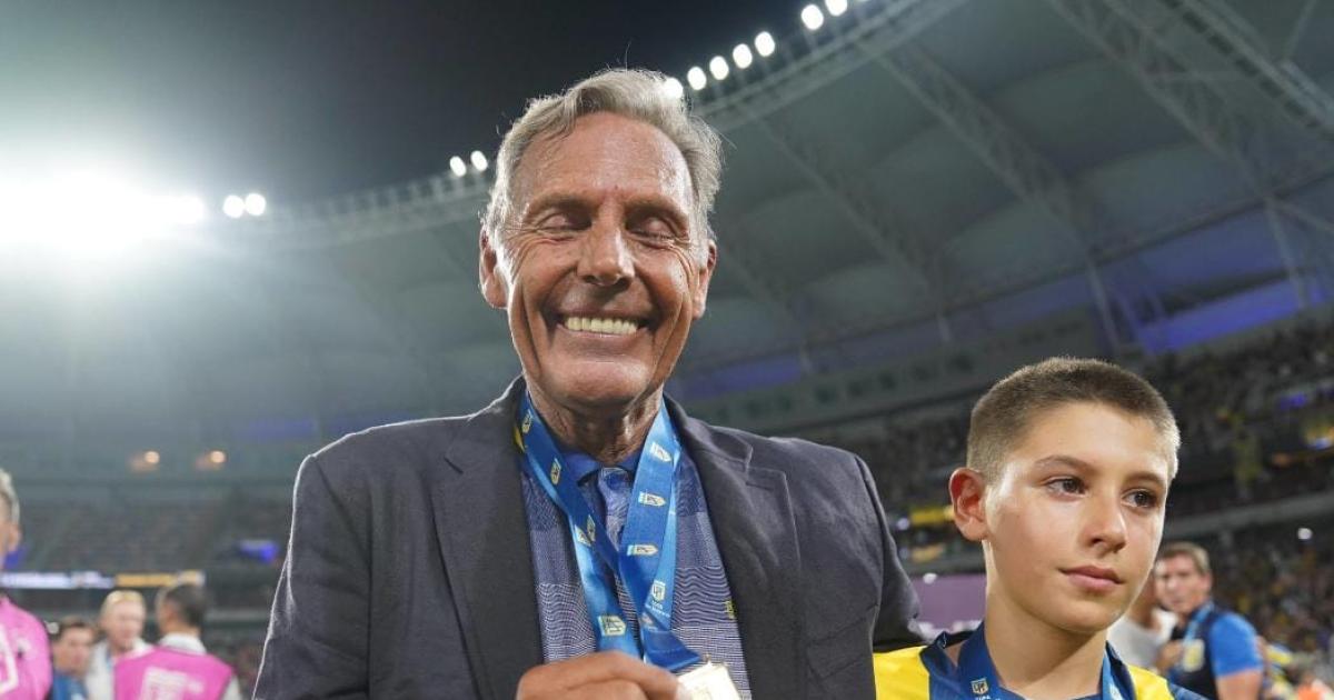 Miguel Aacutengel Russo- fue campeoacuten en Santiago y su uacuteltima vez en el banco fue ante Central Coacuterdoba 