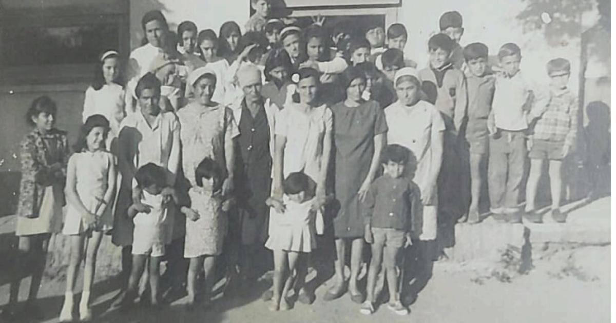 Celebran los 100 antildeos de la Escuela Ndeg 412 Madre Mariacutea