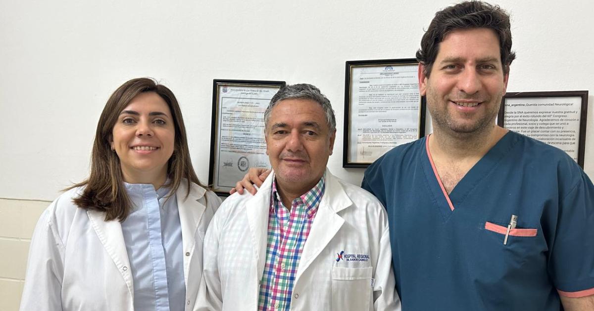 Meacutedicos neuroacutelogos del Hospital Regional distinguidos en Barcelona por trabajo de investigacioacuten