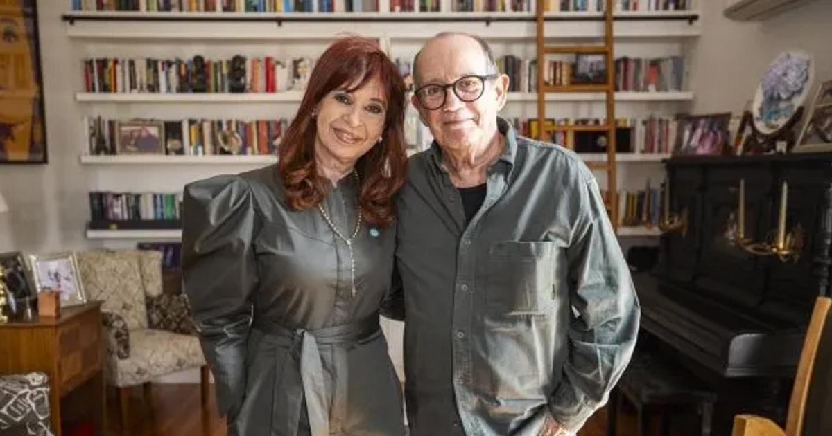 Cristina Kirchner se reunioacute con Silvio Rodriacuteguez y apuntoacute contra  Milei- Auteacutentico desagravio a los oiacutedos