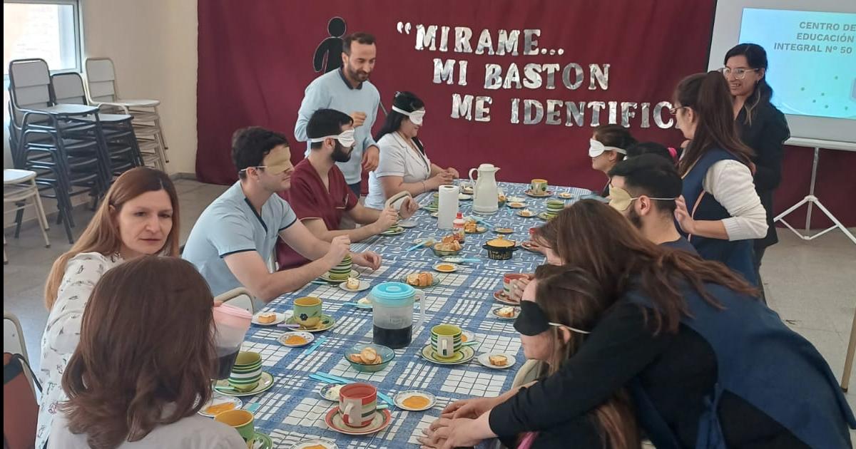 El mieacutercoles 15 seraacute la sexta edicioacuten del Almuerzo a Ciegas