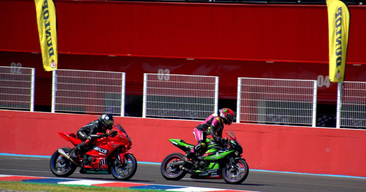 Juan Solorza se llevó todo en la final del SBK PRO EXP