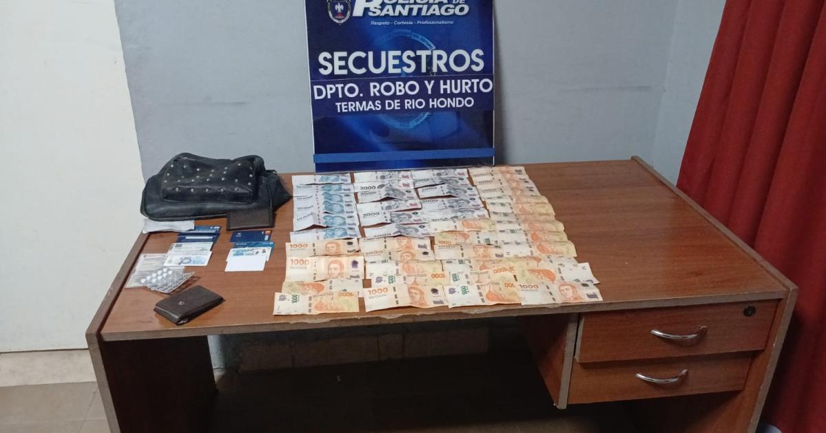 Cayoacute Cuto Serrano un delincuente con muacuteltiples pedidos de captura tras robarle 111000 a una mujer