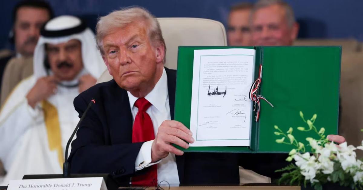 El convenio terminó con la guerra en la Franja de Gaza Adems de Estados Unidos lo rubricaron Egipto Qatar y Turquía (Foto- AP - Suzanne Plunkett)