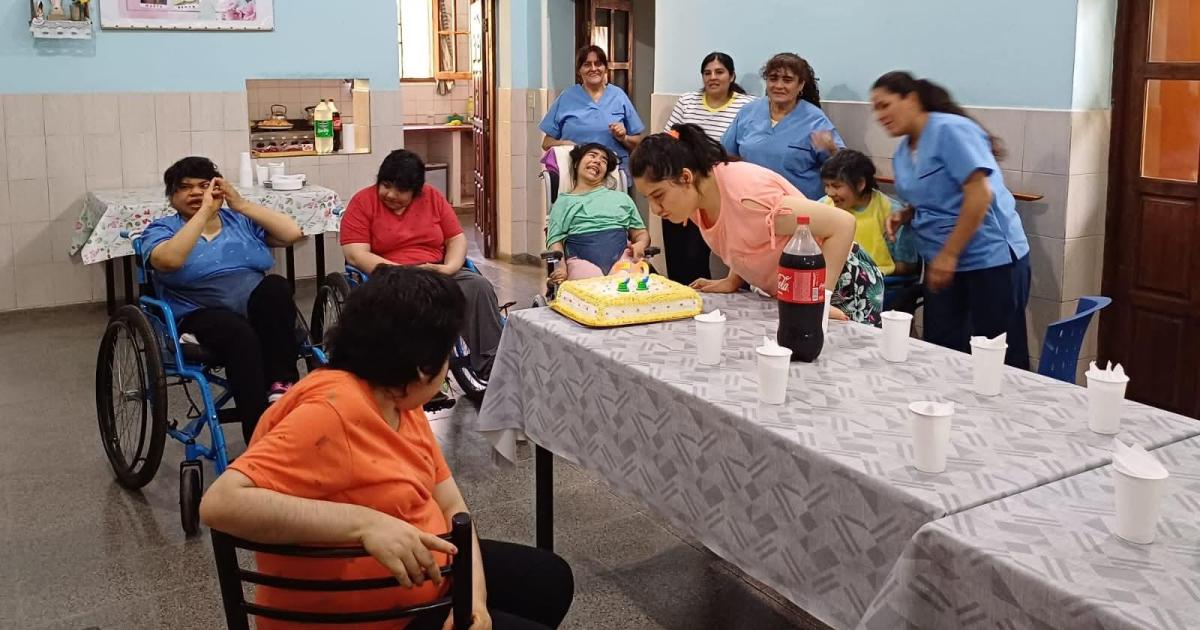 Se celebraron los 50 antildeos del Hogarcito San Vicente de Antildeatuya