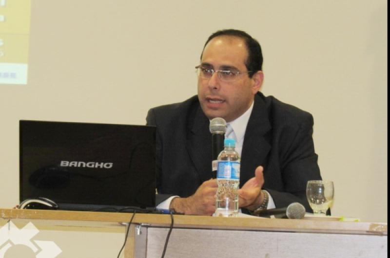 El Dr Luis Miguel seriacutea el nuevo presidente de Mitre