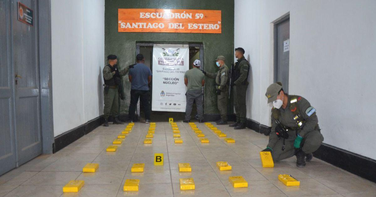 La droga incautada fue trasladada a la base de Gendarmería Nacional
